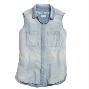 Madewell Light Blue Chambray Sleevelss Button Down Top